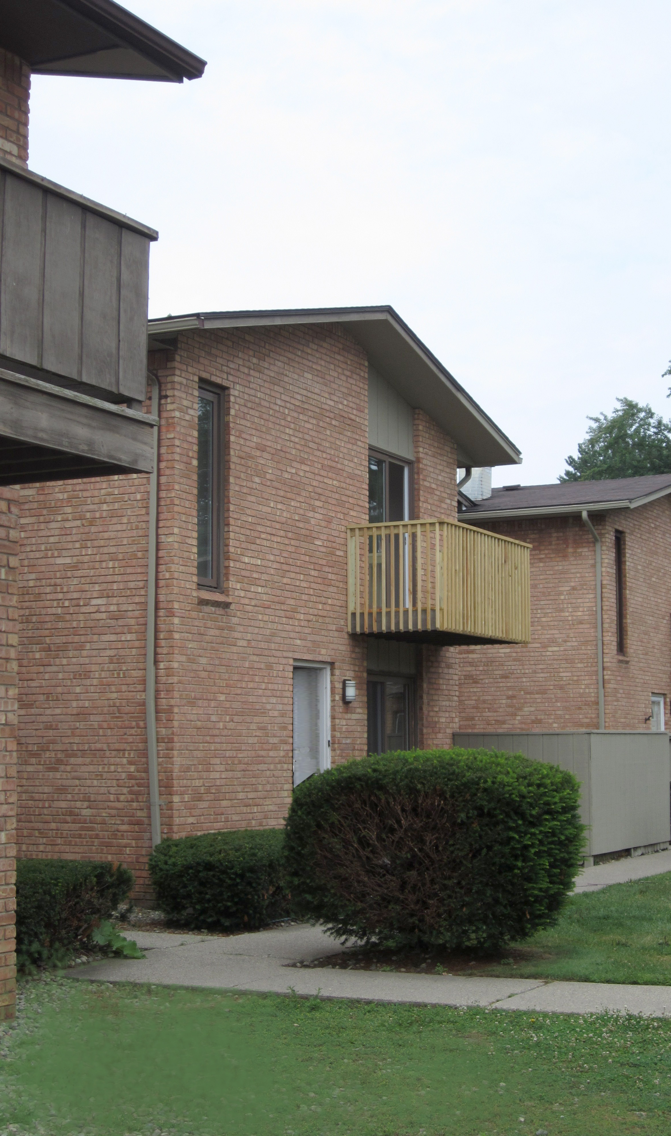 Amber House West Apartments Photo Board