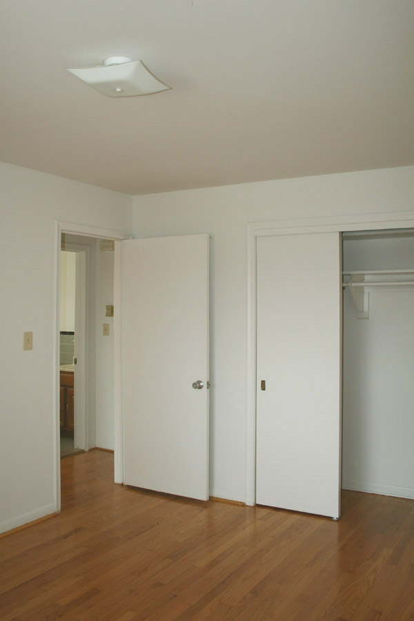 Amber Court Apartments Photo Board