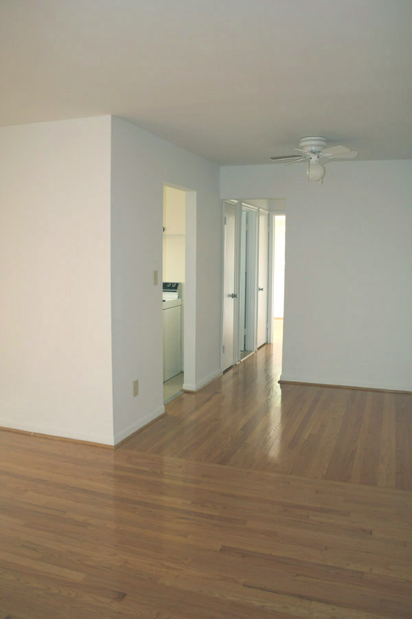 Amber Court Apartments Photo Board