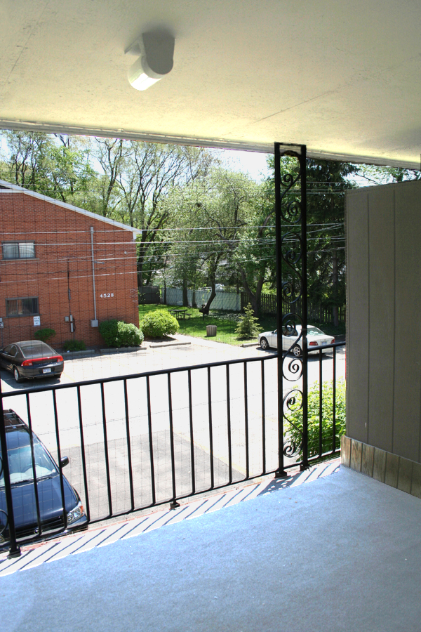 Amber Grove Apartments Photo Board