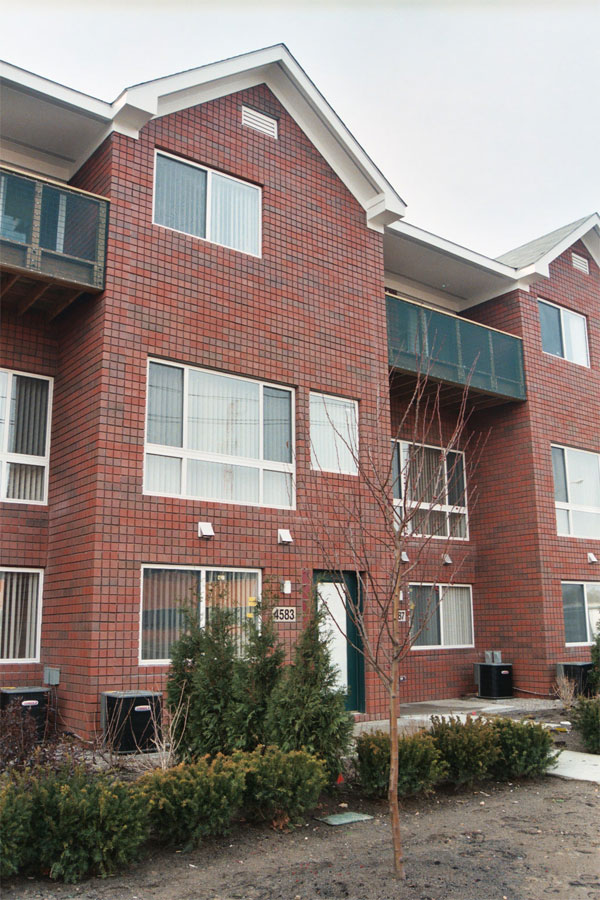 Amber Oak Townhomes Pictures